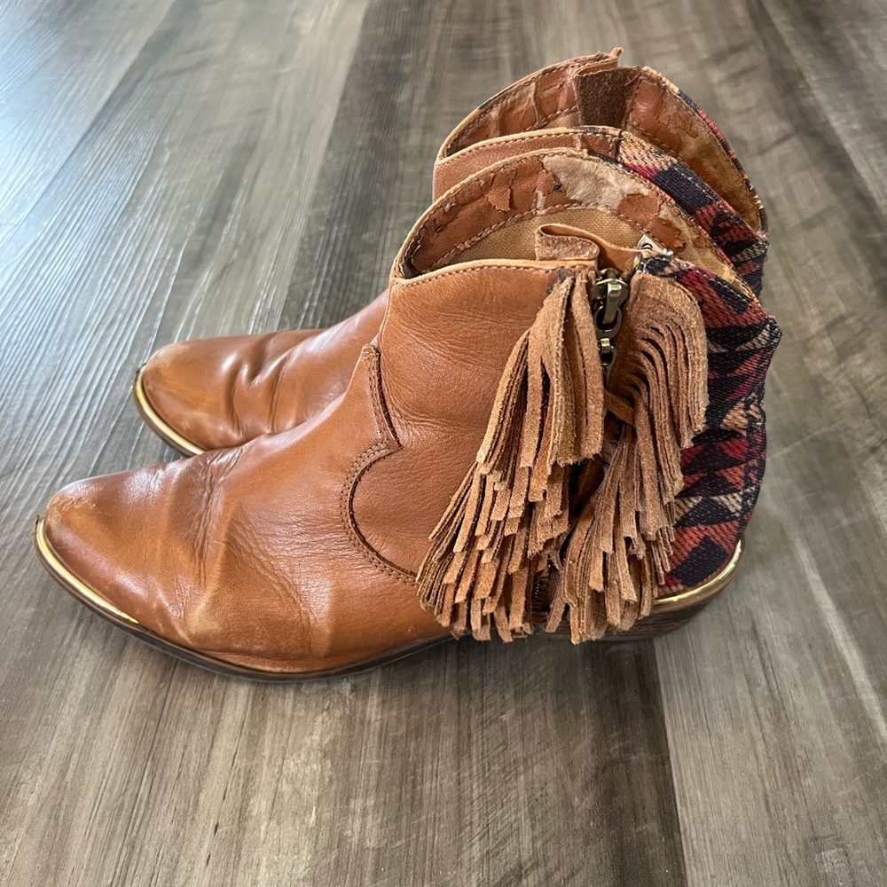 Plaid Accent Fringe Ankle Boots